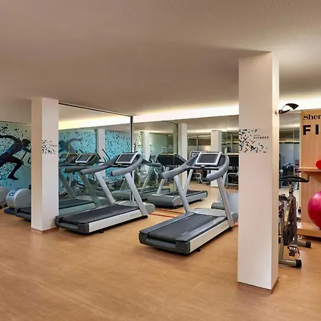 Sheraton Lisboa Hotel & Spa-3
